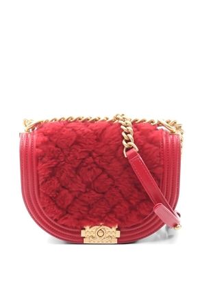 CHANEL Pre-Owned 2021 small Boy Chanel chain shoulder bag - Red