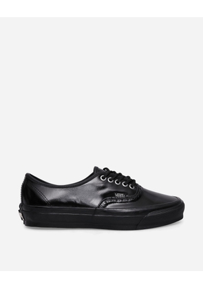 Authentic 44 Siped Vibram Sneakers Black