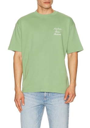 DrÃ´le De Monsieur Le T-Shirt Slogan Calligraphy in Light Green - Green. Size L (also in S, M, XL/1X, XXL/2X).
