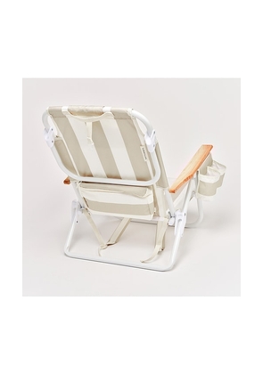 Sunnylife Deluxe Beach Chair in Cream.
