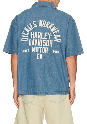 Dickies x Harley Davidson Short Sleeve Work Shirt in Blue Chambray - Blue. Size S (also in M, L, XL/1X, XXL/2X).