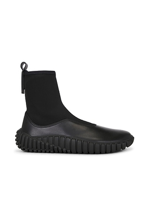 Bottega Veneta Sneaker Boot in Black - Black. Size 39 (also in 36, 37, 38, 40).