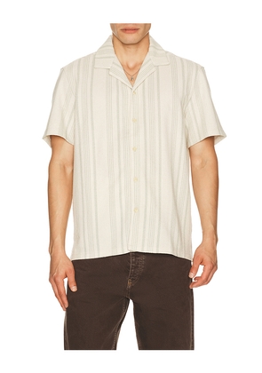 Faherty Short Sleeve Oasis Camp Shirt in Cream. Size S. Also in M, L, XL/1X.