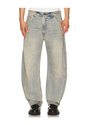 LEVI'S Baggy Barrel Jeans in Blue. Size 33. Also in 34.