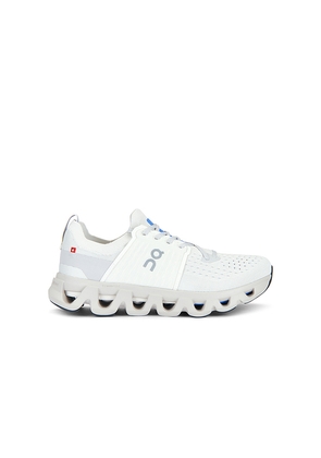 On Cloudswift 4 in White. Size 7. Also in 7.5, 8, 8.5, 9, 9.5, 10, 10.5, 11, 11.5, 12, 12.5, 13.