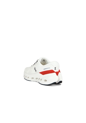 On Cloudrunner 3 in White. Size 7. Also in 7.5, 8, 8.5, 9, 9.5, 10, 10.5, 11, 11.5, 12, 12.5, 13.
