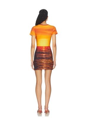Leslie Amon Sunset T Shirt Dress in Orange. Size XS. Also in L, XL.
