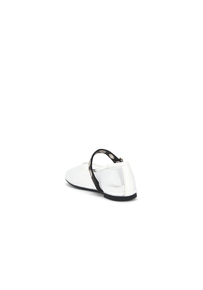SENSO Constance Flat in White. Size 37. Also in 35, 36, 38, 39, 40, 41.