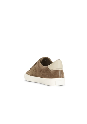 Vince Fulton Sneaker in Brown. Size 8. Also in 9, 10, 11, 12, 13.