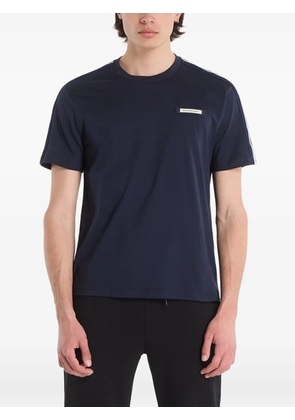Ea7 Emporio Armani logo-patch tape-detail T-shirt - Blue