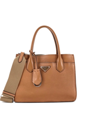 Prada Pre-Owned Convertible Front Pocket Shopping Vitello Daino Medium tote bag - Brown