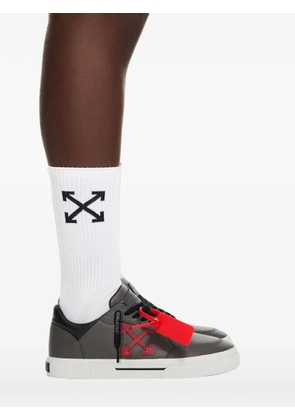 Off-White Vulcanized Low arrow sneakers - Grey