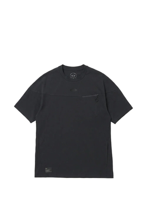 Oakley Fgl Union zip-pocket panelled T-shirt - Black