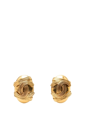 CHANEL Pre-Owned 1994 CC Gold Plated Oval Clip on Earrings costume earrings