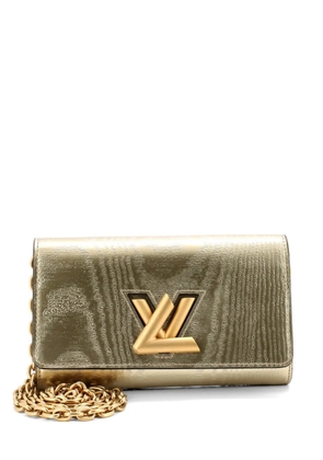 Louis Vuitton Pre-Owned Twist Chain Wallet Gravity Gold Calfskin shoulder bag
