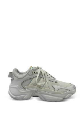 adidas Magmur Runner sneakers - White