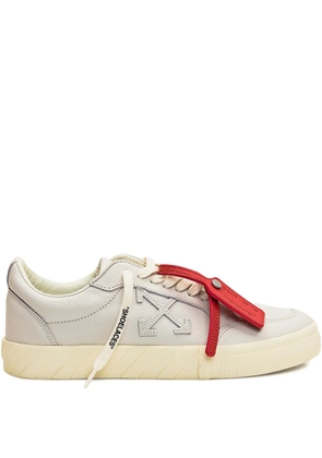Off-White arrow-patch sneakers - Neutrals