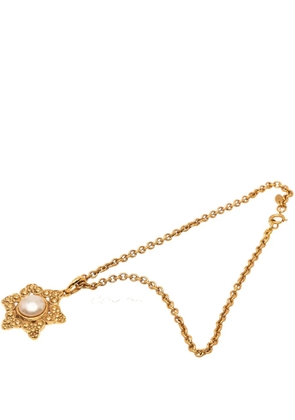 CHANEL Pre-Owned 1970-1980 Gold Plated Faux Pearl 6 Point Star Pendant Necklace costume necklace