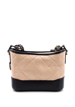 CHANEL Pre-Owned Bicolor Gabrielle Quilted Aged Calfskin Small hobo bag - Neutrals