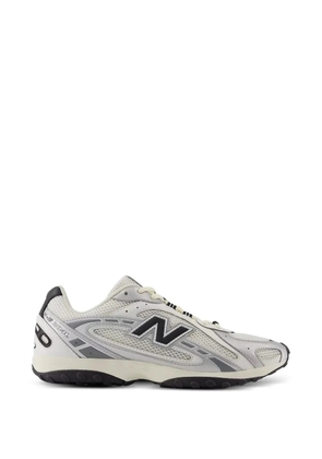 New Balance 204L panelled mesh sneakers - Silver