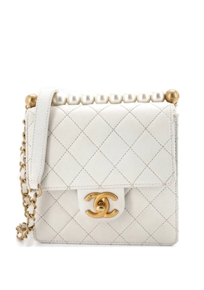 CHANEL Pre-Owned Chic Pearls Flap Bag Quilted Goatskin Mini crossbody bag - White