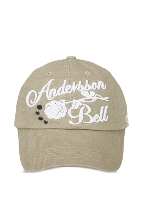 Andersson Bell embroidered floral-detail cap - Neutrals