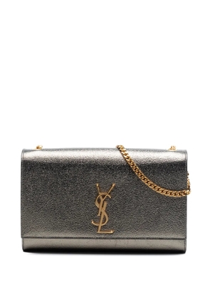 Saint Laurent Pre-Owned 2015 Metallic Grained Leather Classic Monogram Kate Wallet on Chain crossbody bag - Silver
