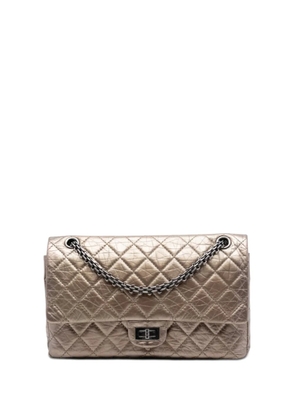 CHANEL Pre-Owned 2012-2013 Quilted Metallic Aged Calfskin Reissue 2.55 Double Flap 226 shoulder bag - Gold