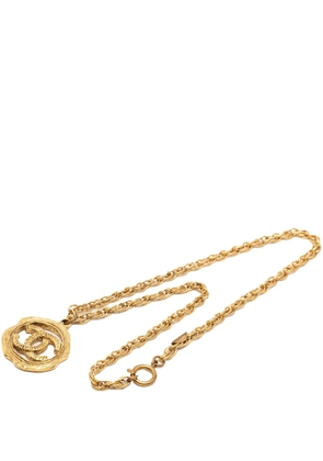 CHANEL Pre-Owned 1970-1980 CC Gold Plated Round Pendant Necklace costume necklace