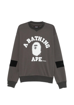A BATHING APE® x Kazuki Kuraish College logo-print sweatshirt - Grey