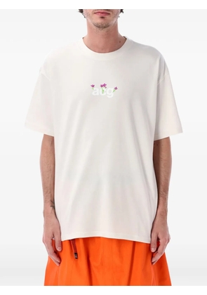 Nike ACG floral-print T-shirt - Neutrals