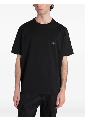 Low Brand B240 logo-patch T-shirt - Black