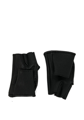 Julius fingerless grained-leather gloves - Black