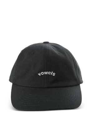 Vowels embroidered-logo baseball cap - Black
