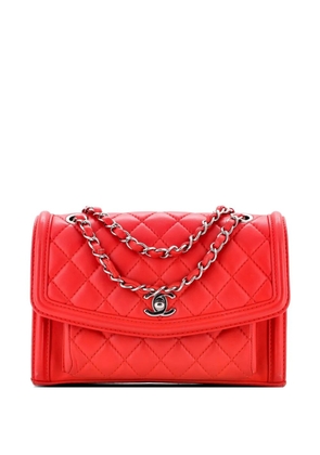 CHANEL Pre-Owned Geometric Flap Bag Quilted Lambskin Large shoulder bag - Red