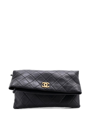 CHANEL Pre-Owned CC Foldover Quilted Lambskin Large clutch bag - Black