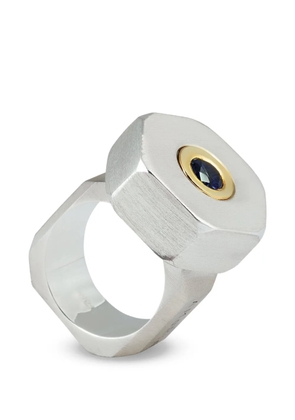 Amarin Nut sapphire ring - Silver