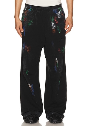Balenciaga Baggy Sweatpants in Black - Black. Size M (also in L).