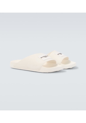 Givenchy Label slides