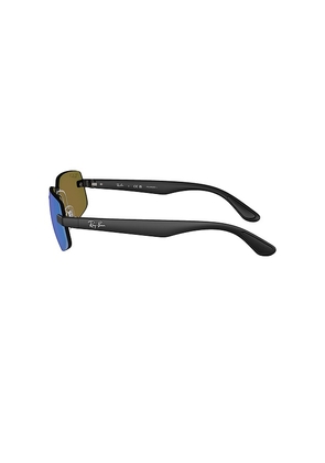 Ray-Ban Irregular Sunglasses in Blue.