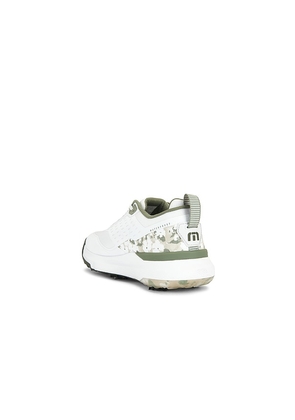 TravisMathew The Nuage Mega Golf Sneakers in White. Size 8. Also in 9, 10, 11, 12.