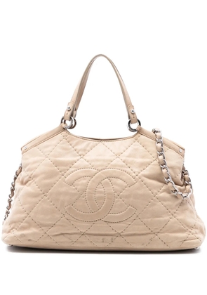 CHANEL Pre-Owned 2012 Small Iridescent Calfskin Sea Hit Tote satchel - Neutrals