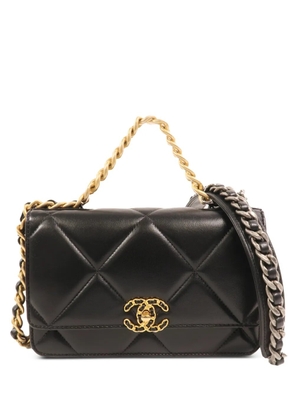CHANEL Pre-Owned 19 WOC CC turn-lock shoulder bag - Black