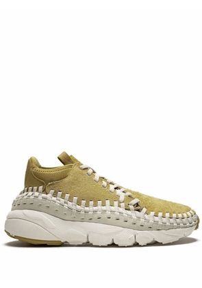 Nike Air Footscape Woven Chukka 'Flat Gold' sneakers