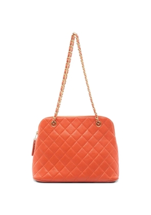CHANEL Pre-Owned 1996-1997 matelassé chain shoulder bag - Orange