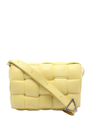 Bottega Veneta Pre-Owned 2012-2026 Nappa Intrecciato Padded Cassette crossbody bag - Yellow