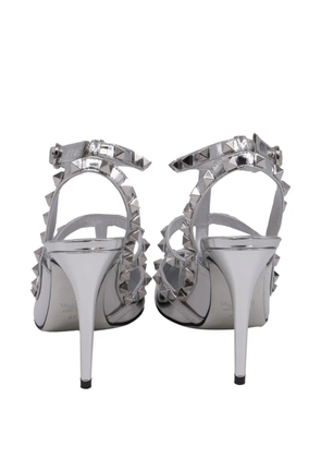 Valentino Garavani Pre-Owned Rockstud patent leather pumps - Silver