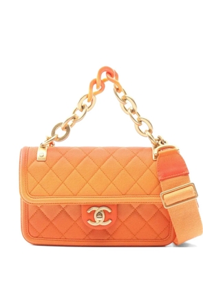 CHANEL Pre-Owned 2019 matelassé Caviar shoulder bag - Orange