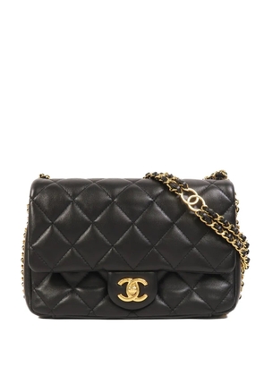 CHANEL Pre-Owned Classic CC turn-lock quilted lambskin shoulder bag - Black