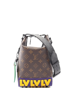 Louis Vuitton Pre-Owned 2021s Cruiser monogram bucket bag - Brown
